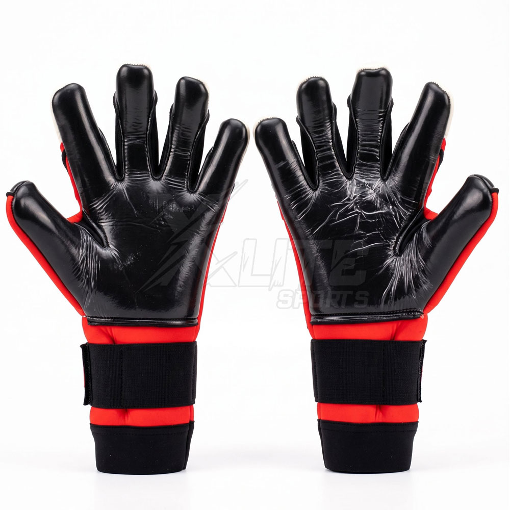 professional-goalkeeper-gloves-black-latex-palm Professional goalkeeper gloves with black latex palm